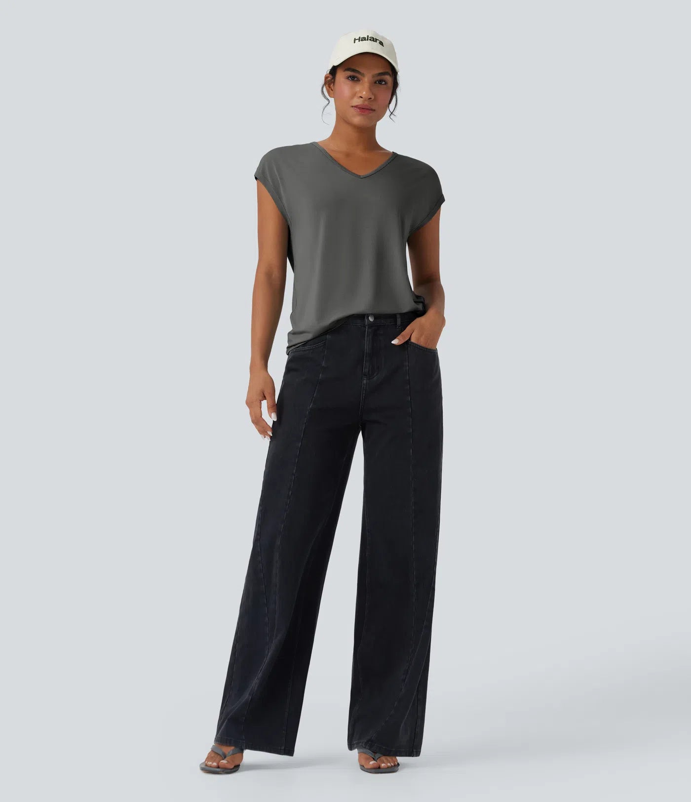 Aurella Flex™ – Essential V-Neck Shirt