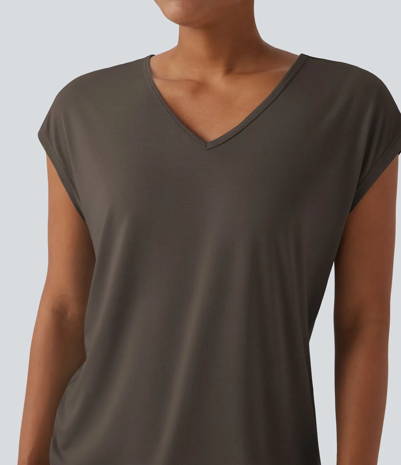 Aurella Flex™ – Essential V-Neck Shirt