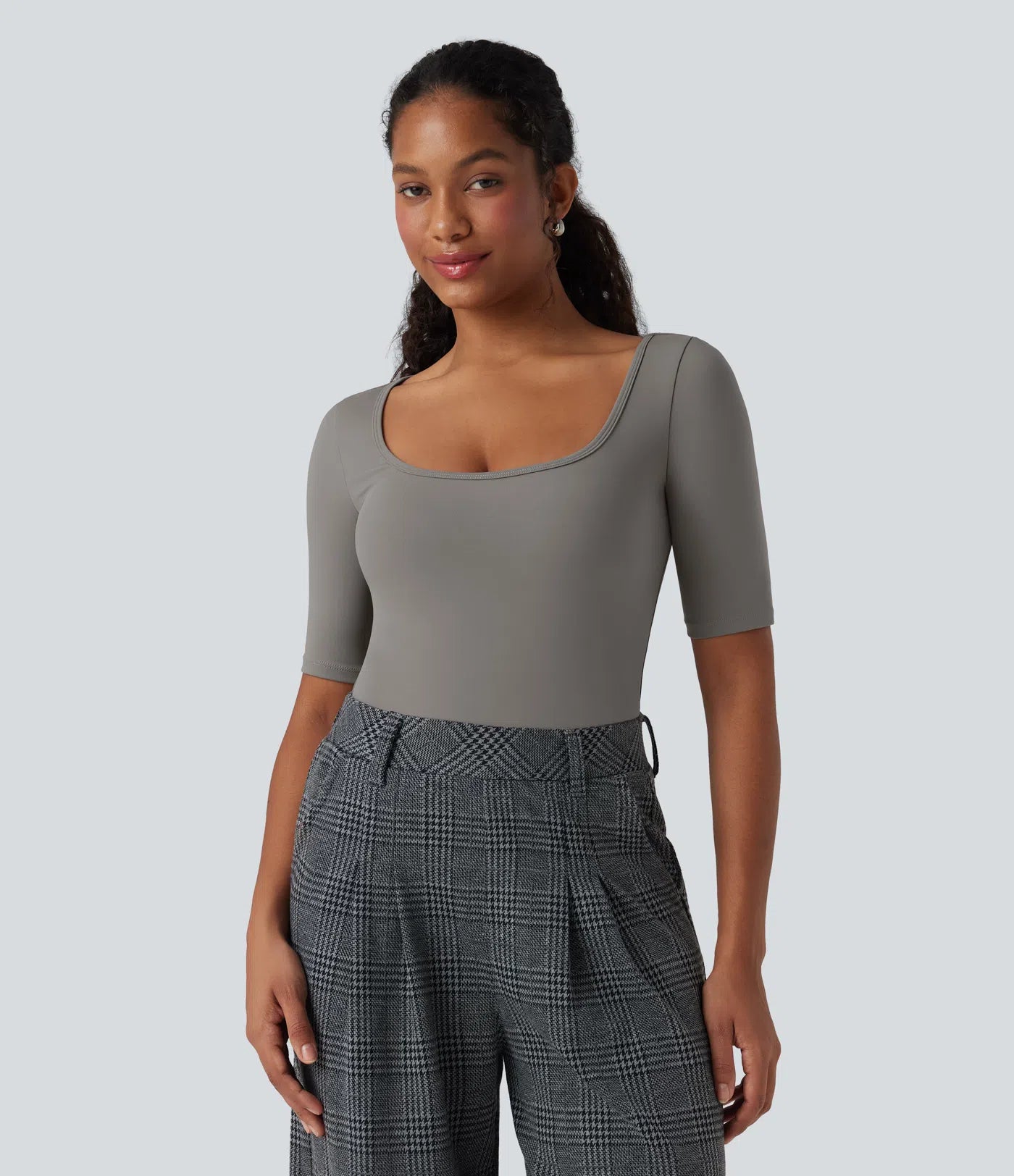 Aurella Airy™ – Soft Touch V-Neck Shirt