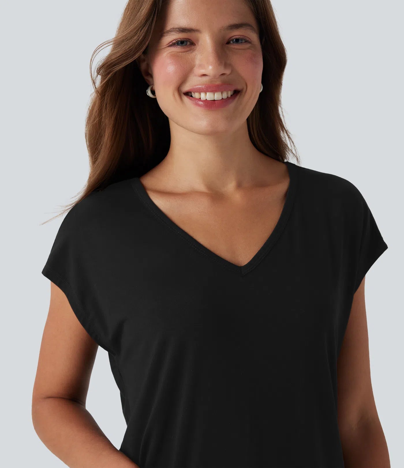 Aurella Flex™ – Essential V-Neck Shirt
