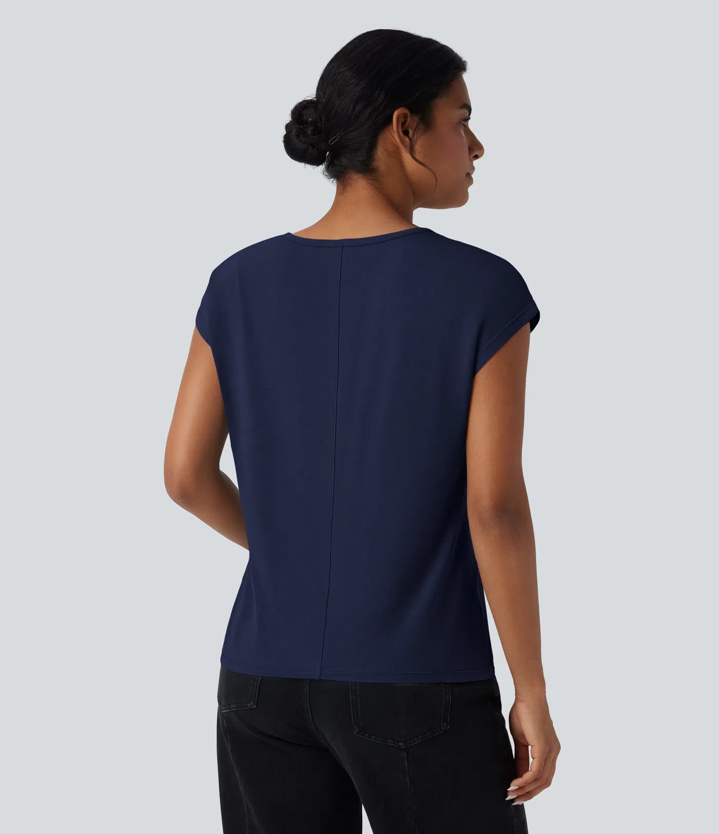 Aurella Flex™ – Essential V-Neck Shirt