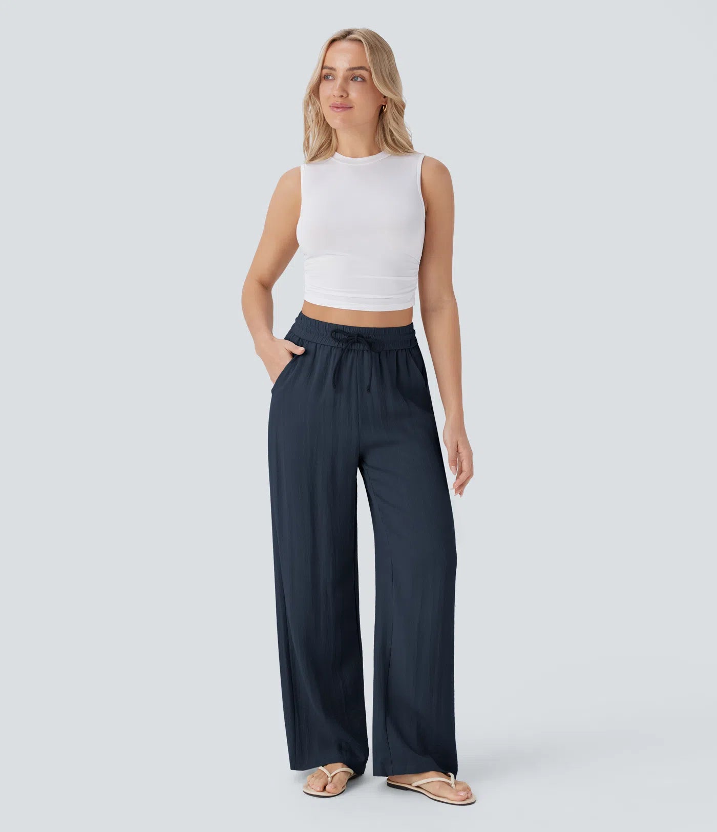 Aurella Flex™ Lässige Stoffhose mit Leinenoptik, hohem Bund und weitem Bein