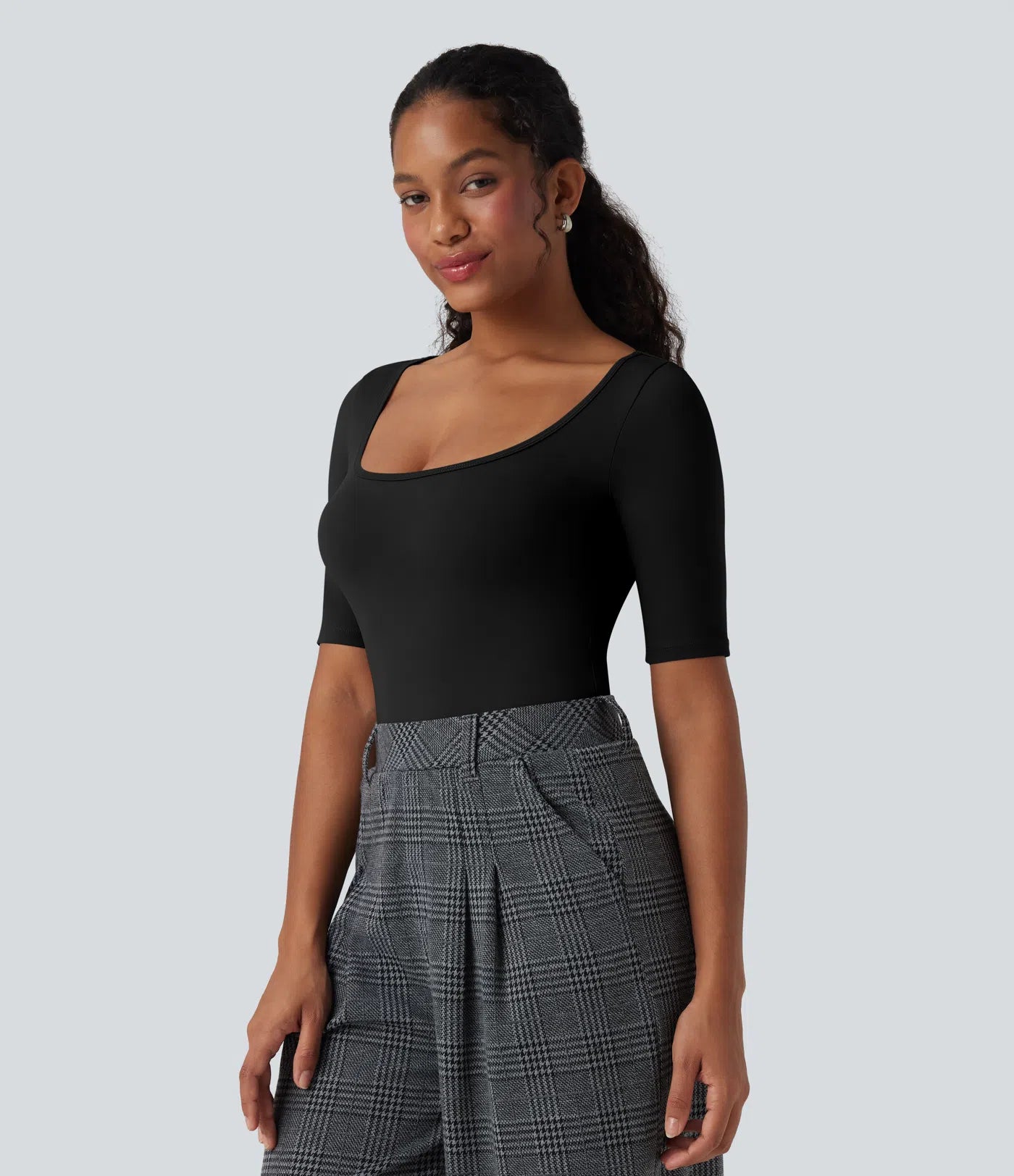 Aurella Airy™ – Soft Touch V-Neck Shirt
